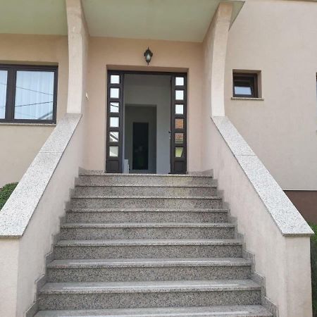 Apartman Kristian Appartement Velika Gorica Buitenkant foto