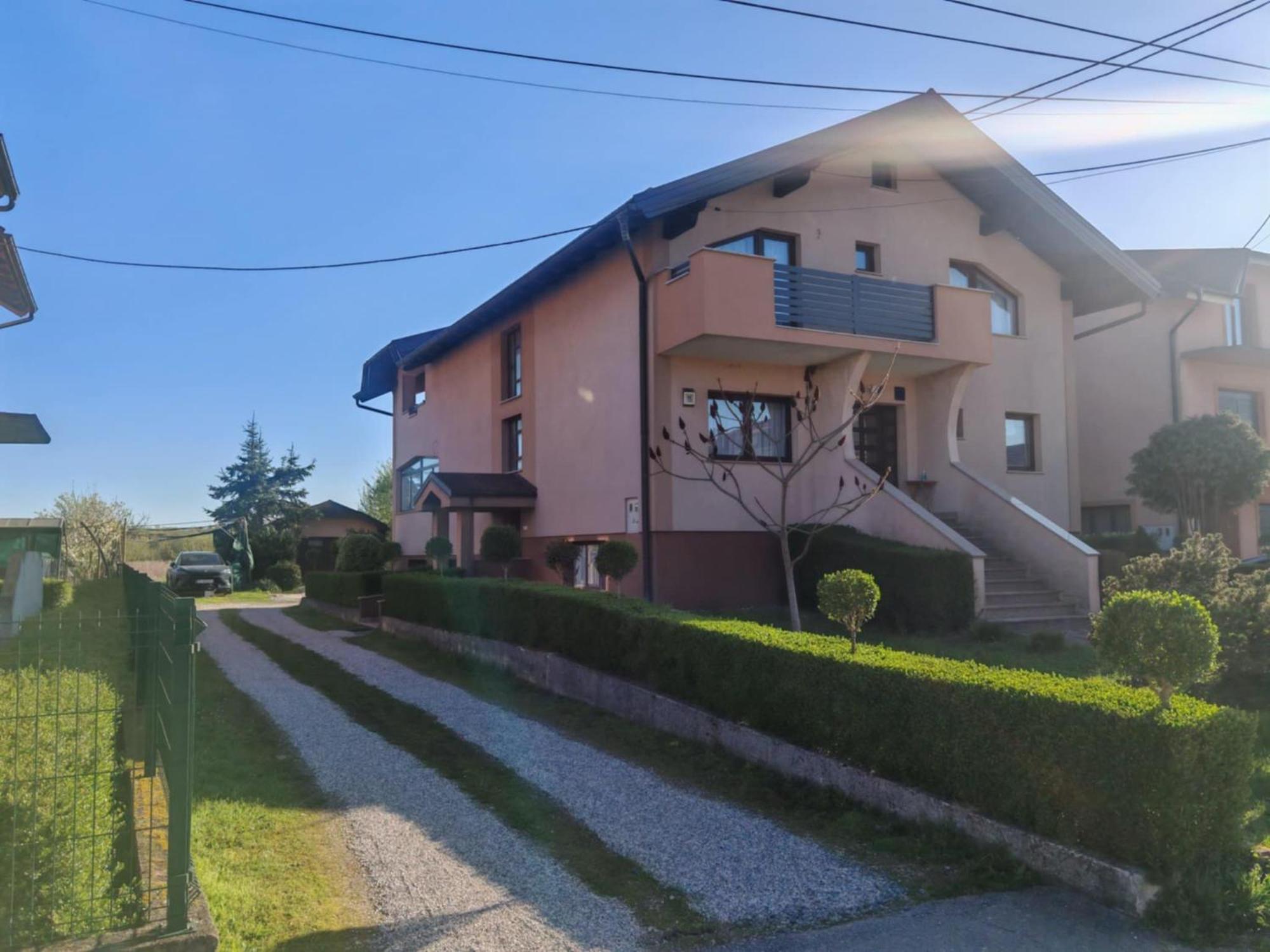 Apartman Kristian Zagreb Airport Velika Gorica Buitenkant foto