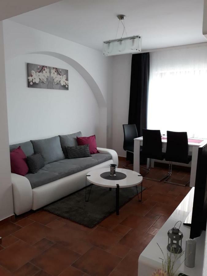 Apartman Kristian Appartement Velika Gorica Buitenkant foto